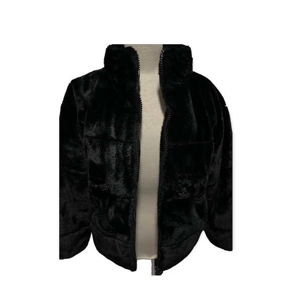 Zara - Picture 4 of 8